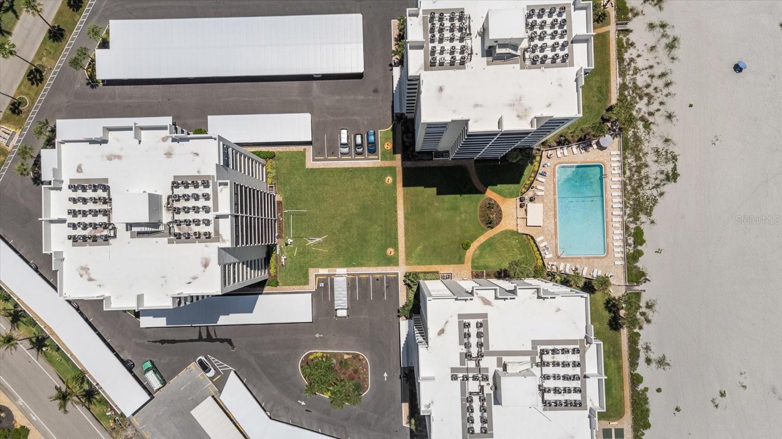 VALENCIA CONDO APTS - Residential