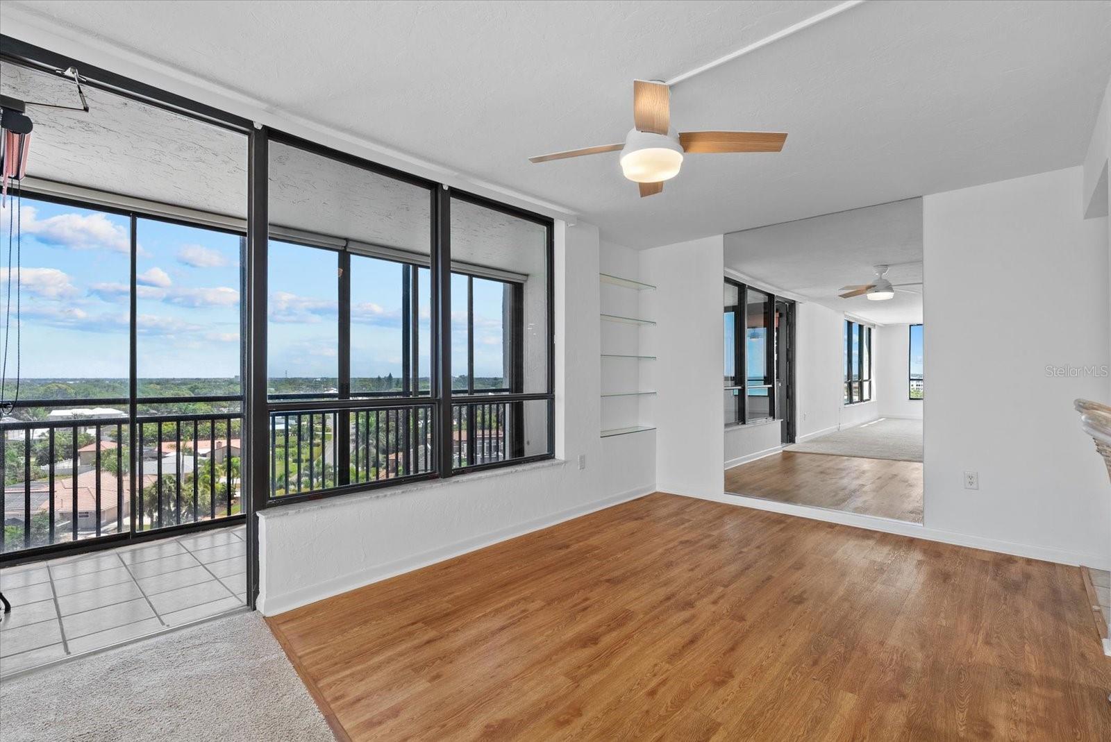 VALENCIA CONDO APTS - Residential