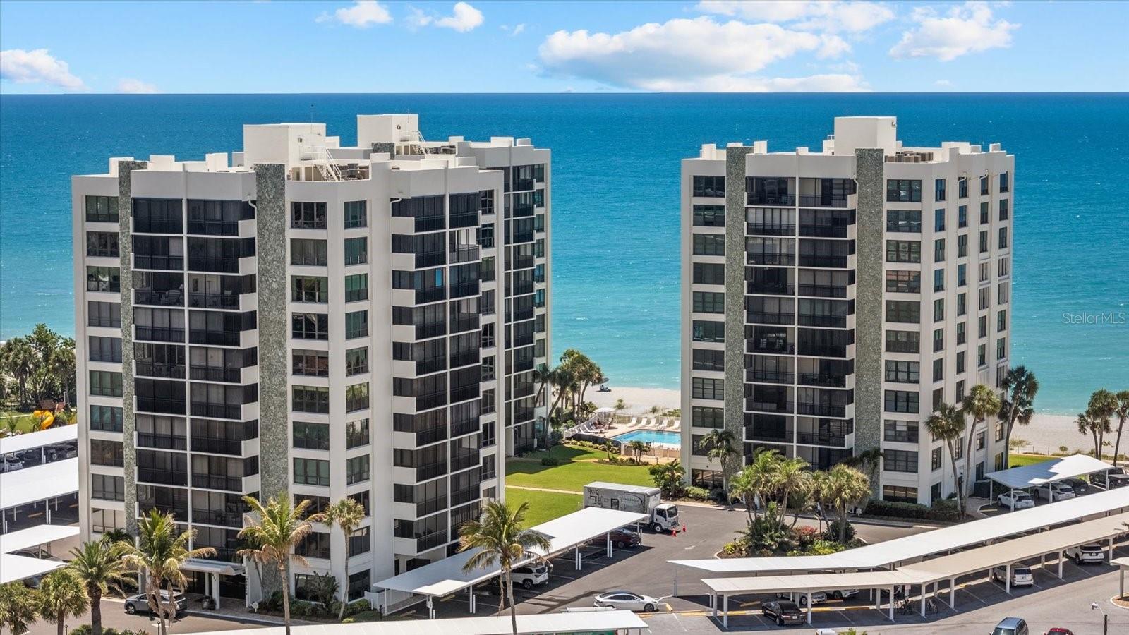 VALENCIA CONDO APTS - Residential
