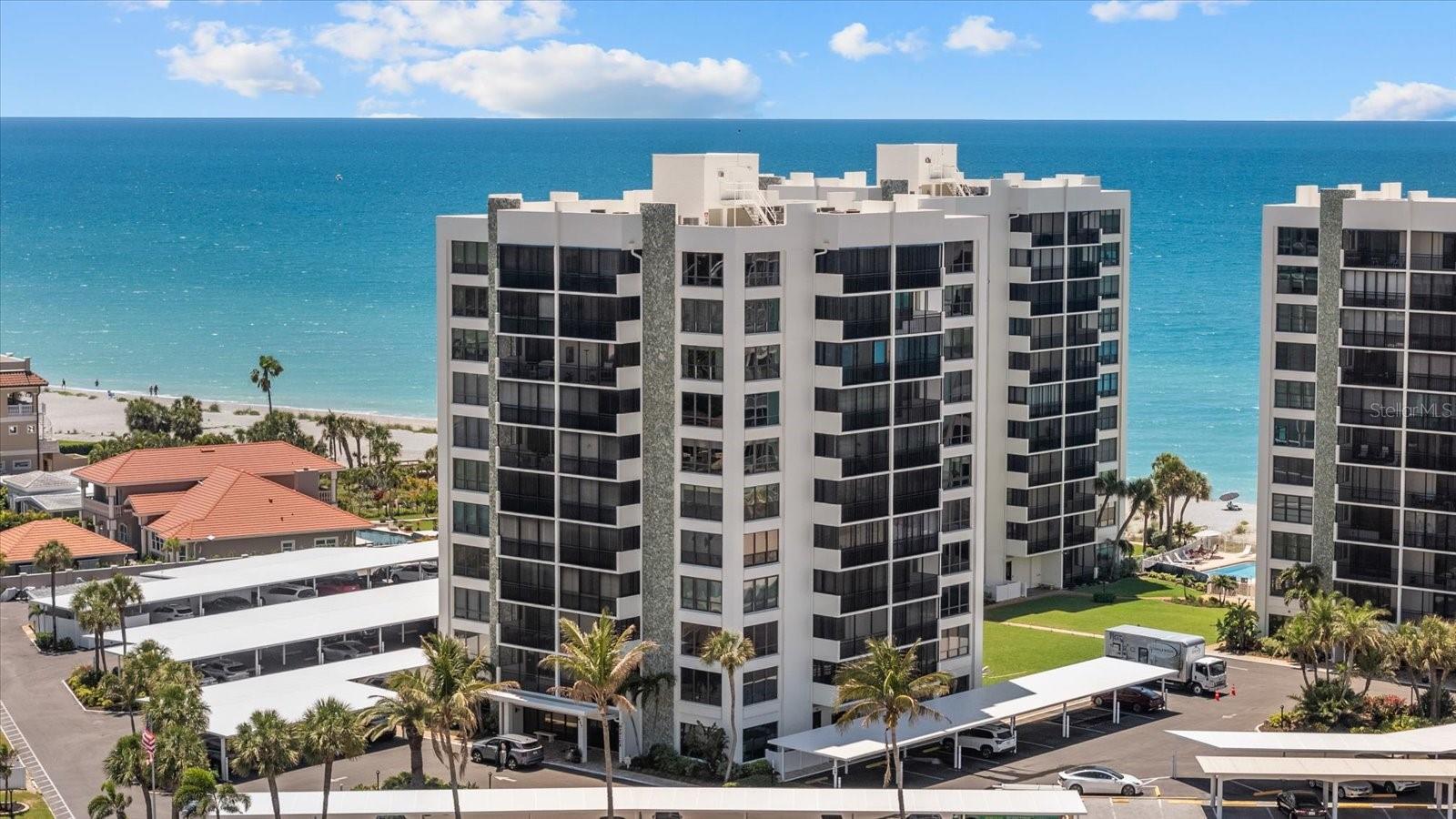 VALENCIA CONDO APTS - Residential