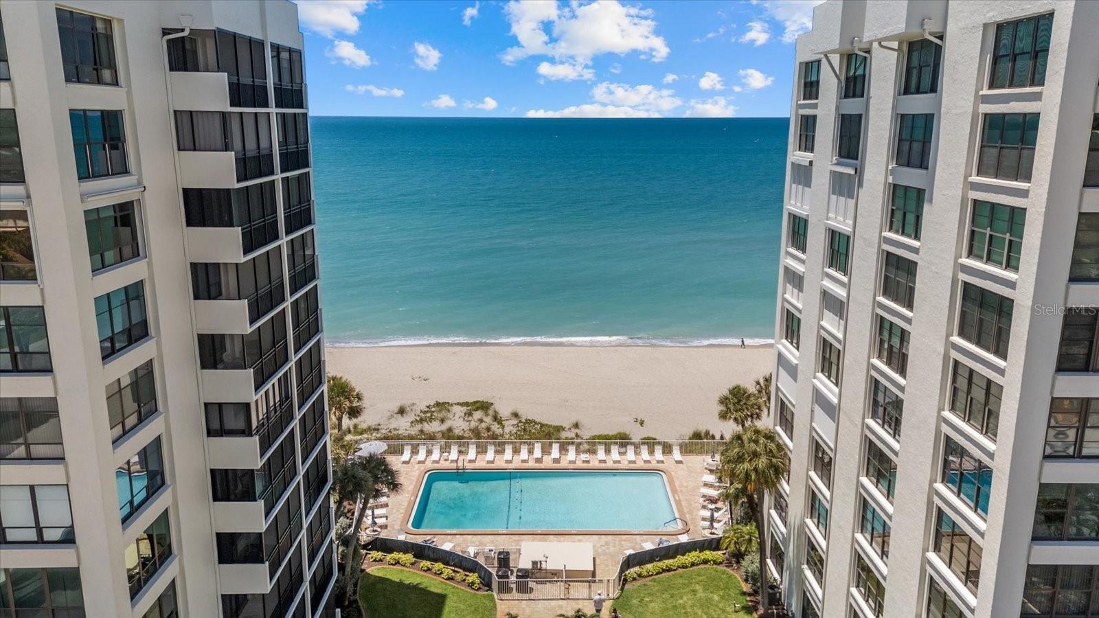 VALENCIA CONDO APTS - Residential