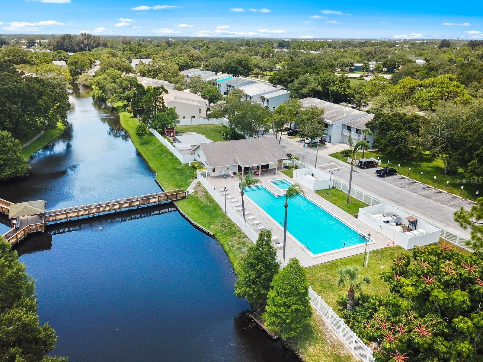 LAKE FOREST CONDO - Residential
