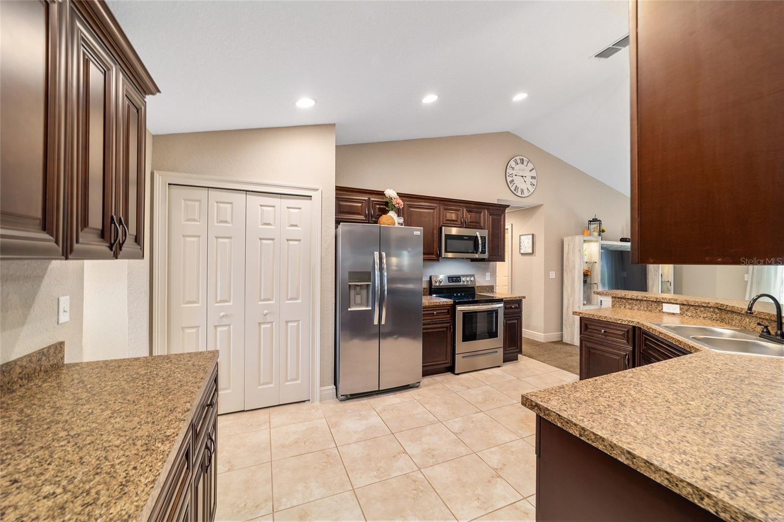 MARION OAKS UNIT 5 - Residential