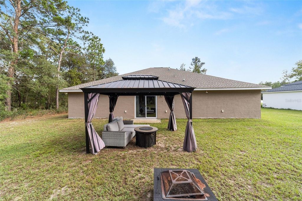 Photo of 15792 SW 55th Avenue Road, Ocala, FL 34473 (MLS # OM711305)