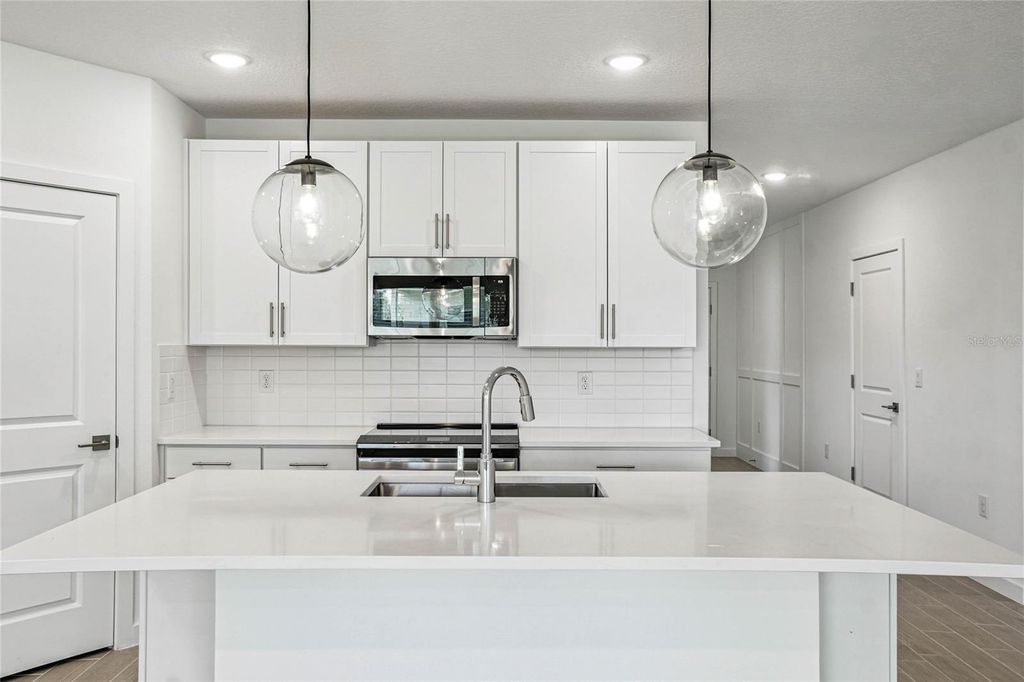 Photo of 8241 Wakefield Dr, Dunnellon, FL 34434 (MLS # O6355961)