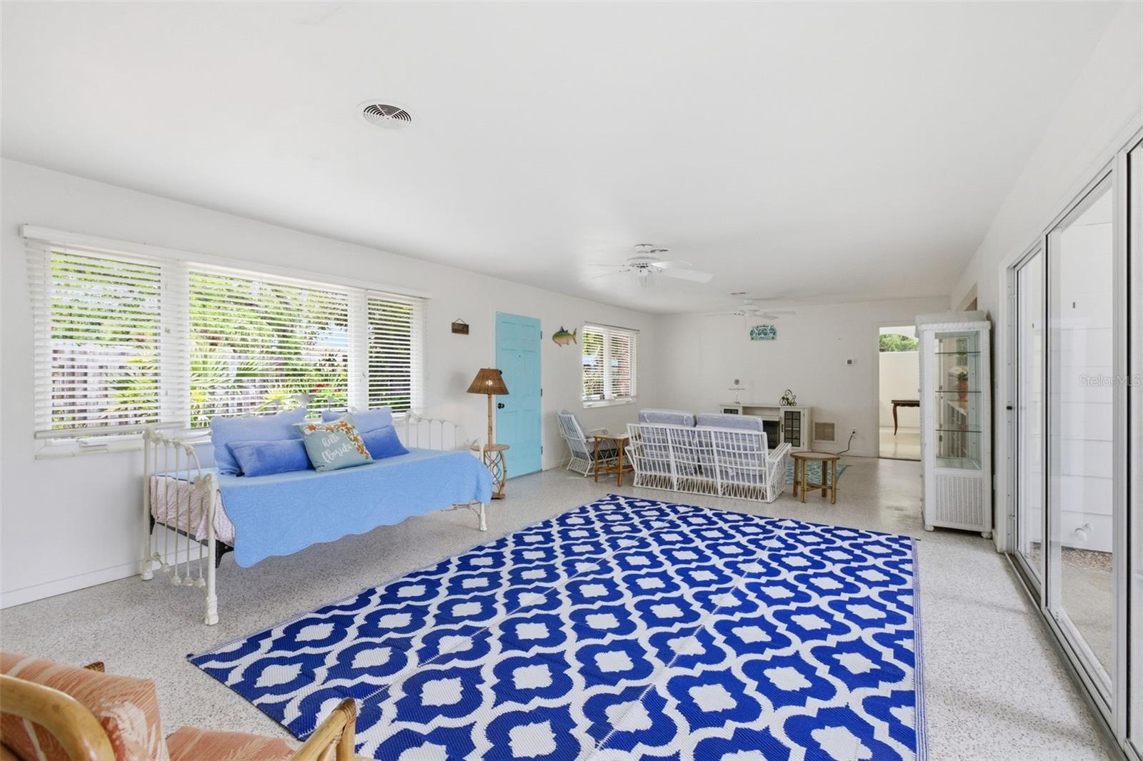 OCEAN BEACH REP - Residential