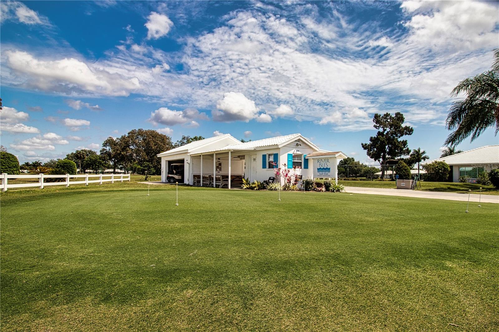RIVER ISLES UNIT 4-A - Residential