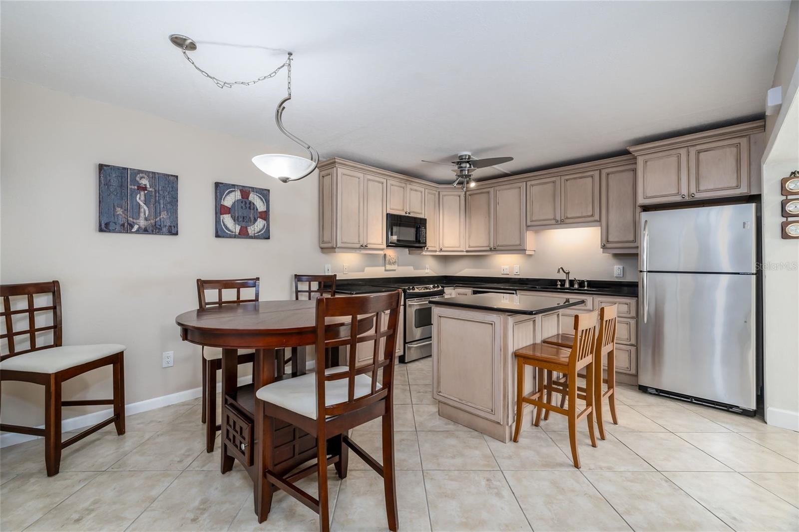 BAHAMIAN CLUB UNITS 01-03 INC - Residential