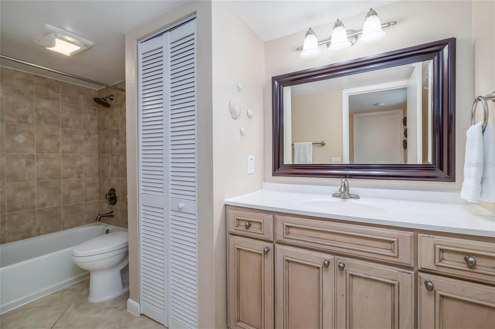 BAHAMIAN CLUB UNITS 01-03 INC - Residential