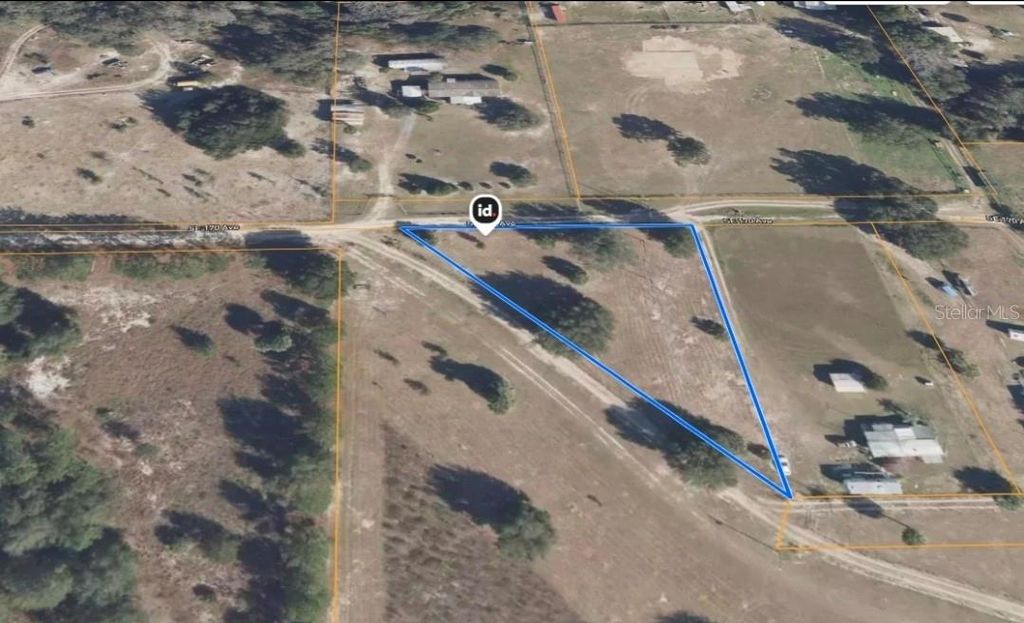 Photo of 17930 SE 95th Street Road, Ocklawaha, FL 32179 (MLS # OM715359)