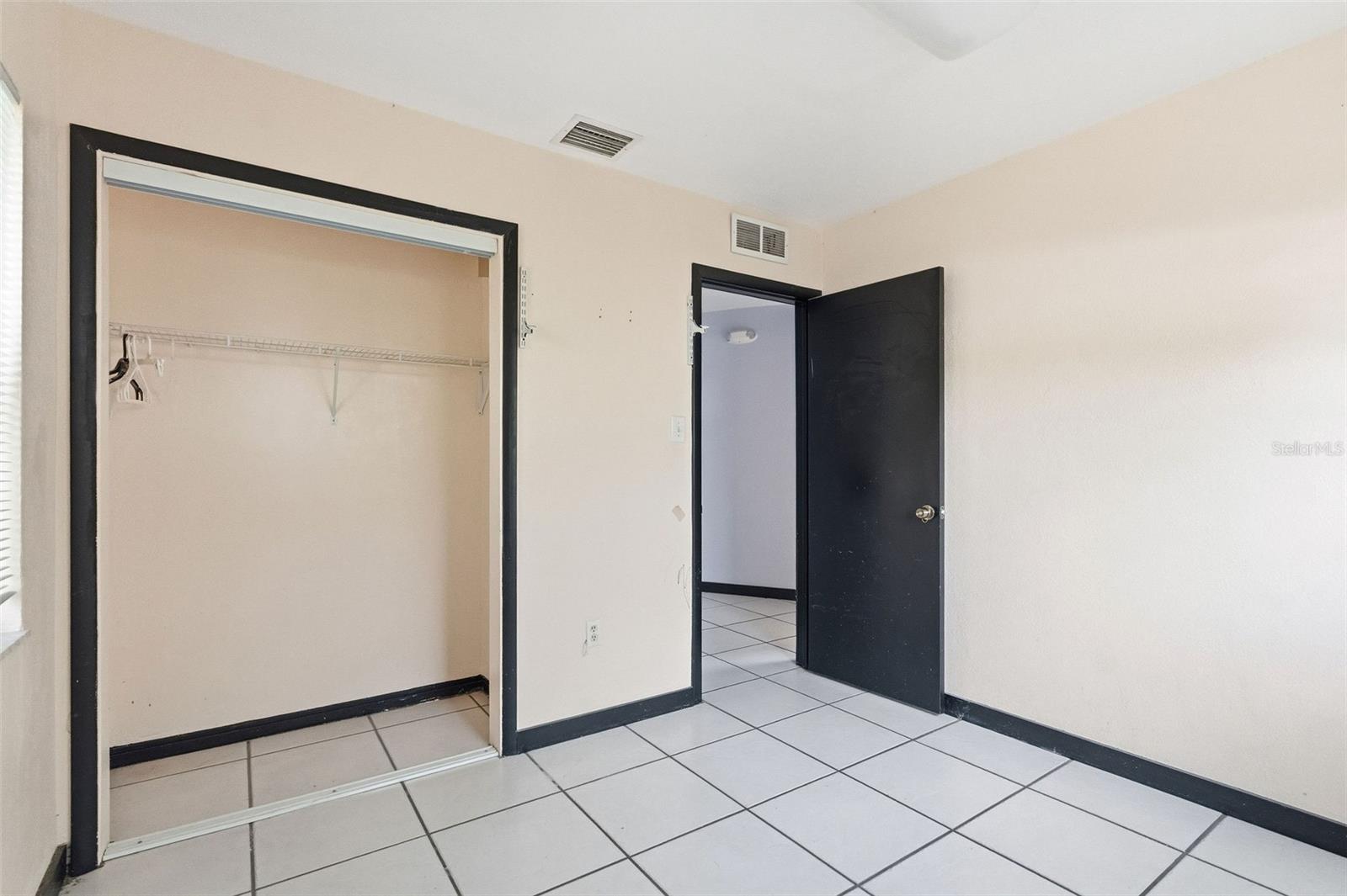 ALLAMANDA PARK - Commercial Sale