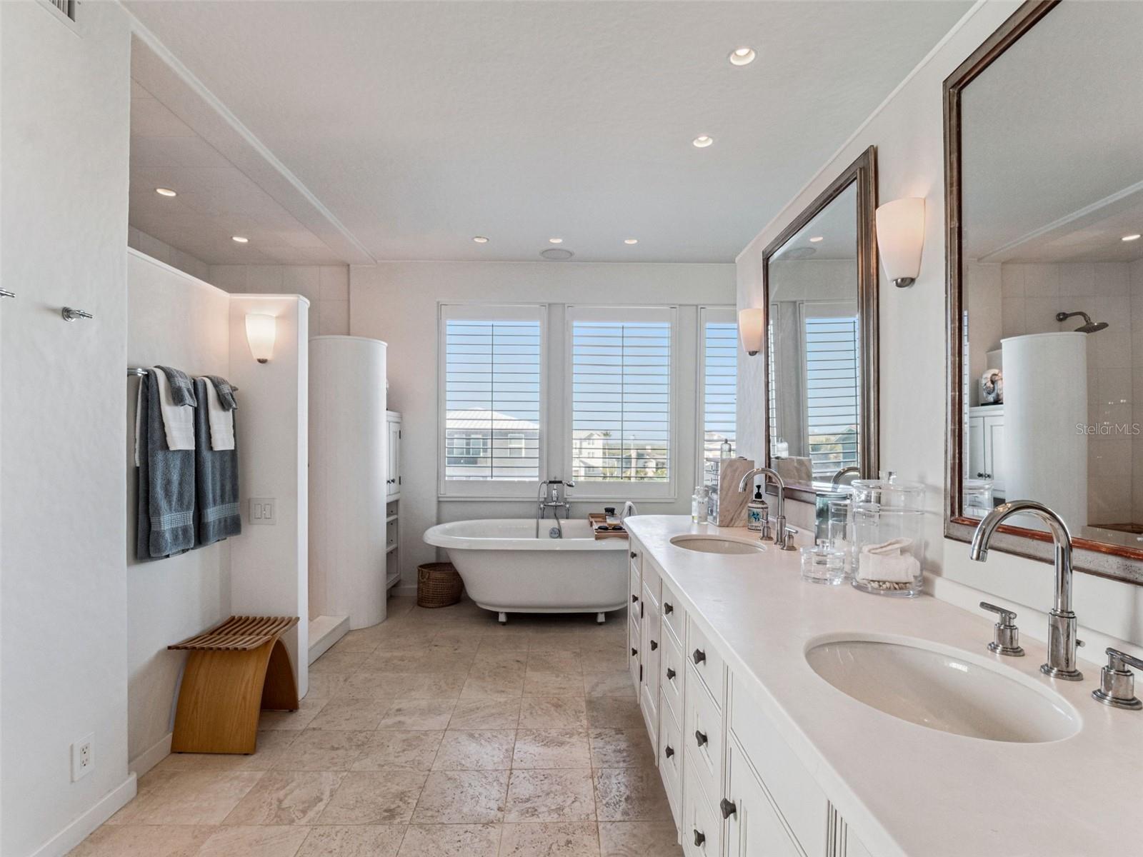 BETHUNE VOLUSIA BEACH - Residential