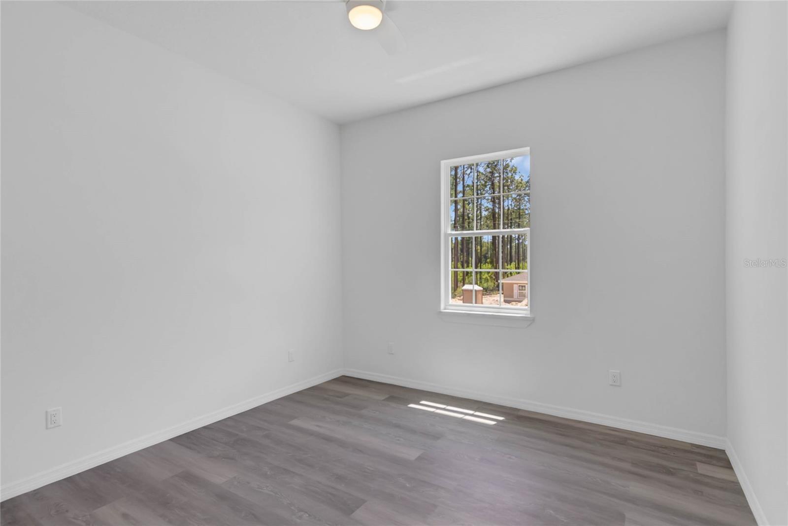 MARION OAKS UN 11 - Residential Lease