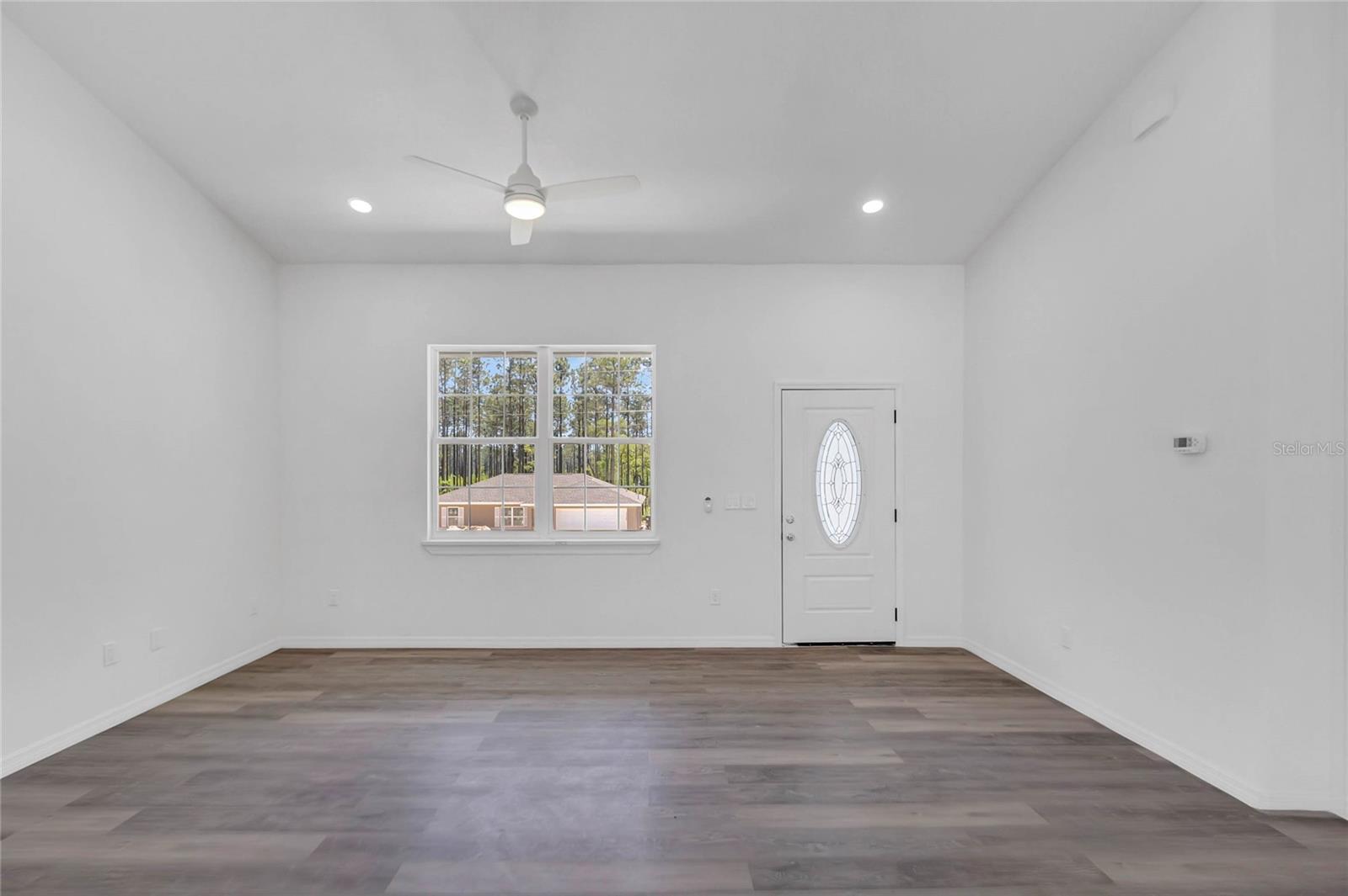 MARION OAKS UN 11 - Residential Lease