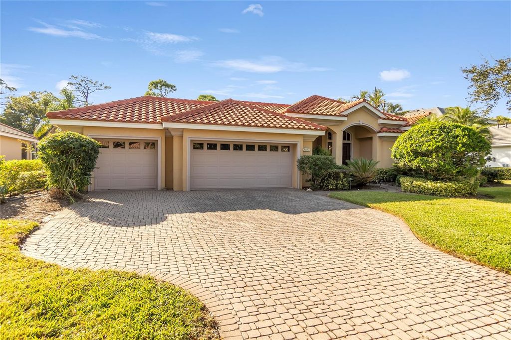 Photo of 8882 Bloomfield Boulevard, Sarasota, FL 34238 (MLS # A4673804)
