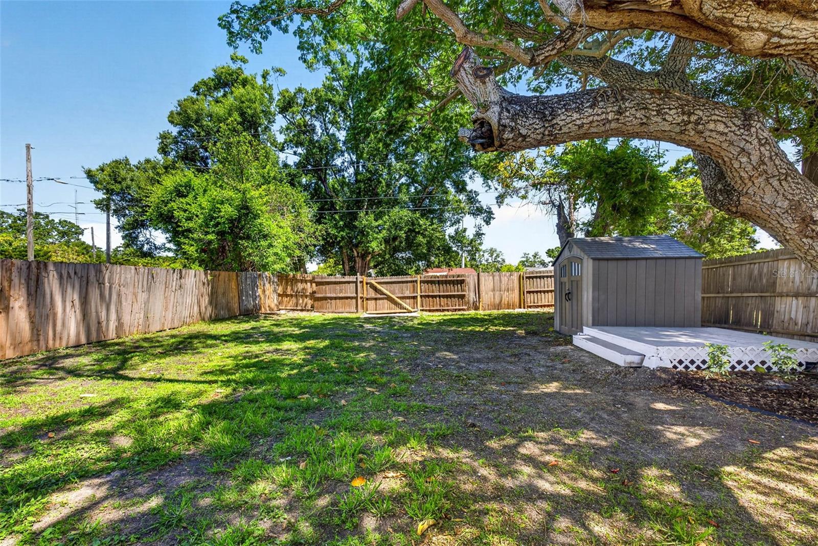 PAINES CHILDS PARK - Residential