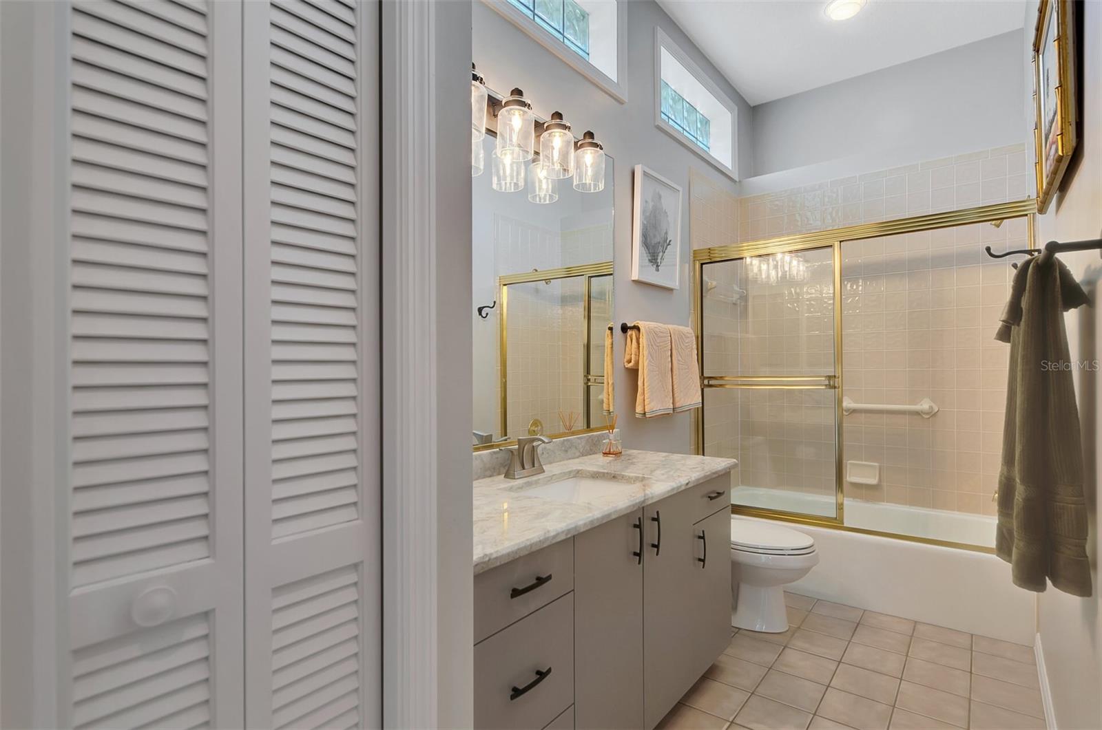 VENICE GOLF & COUNTRY CLUB UNIT 2A - Residential