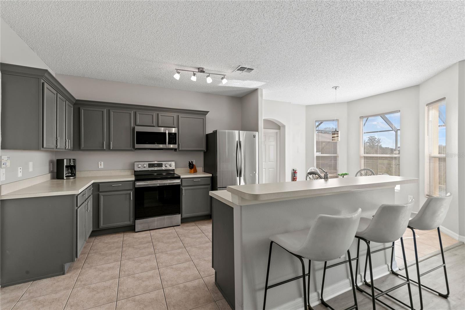 SUNSET RIDGE PH 02 - Residential Lease