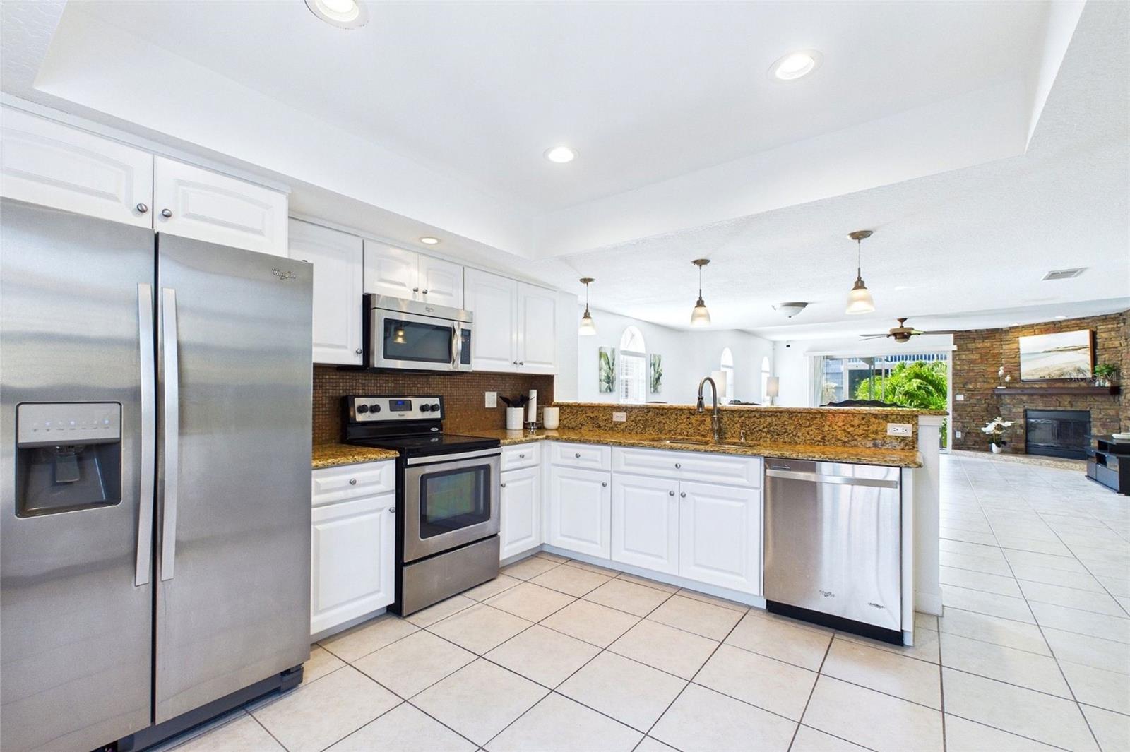 PALM ISLAND TWNHMS - Residential