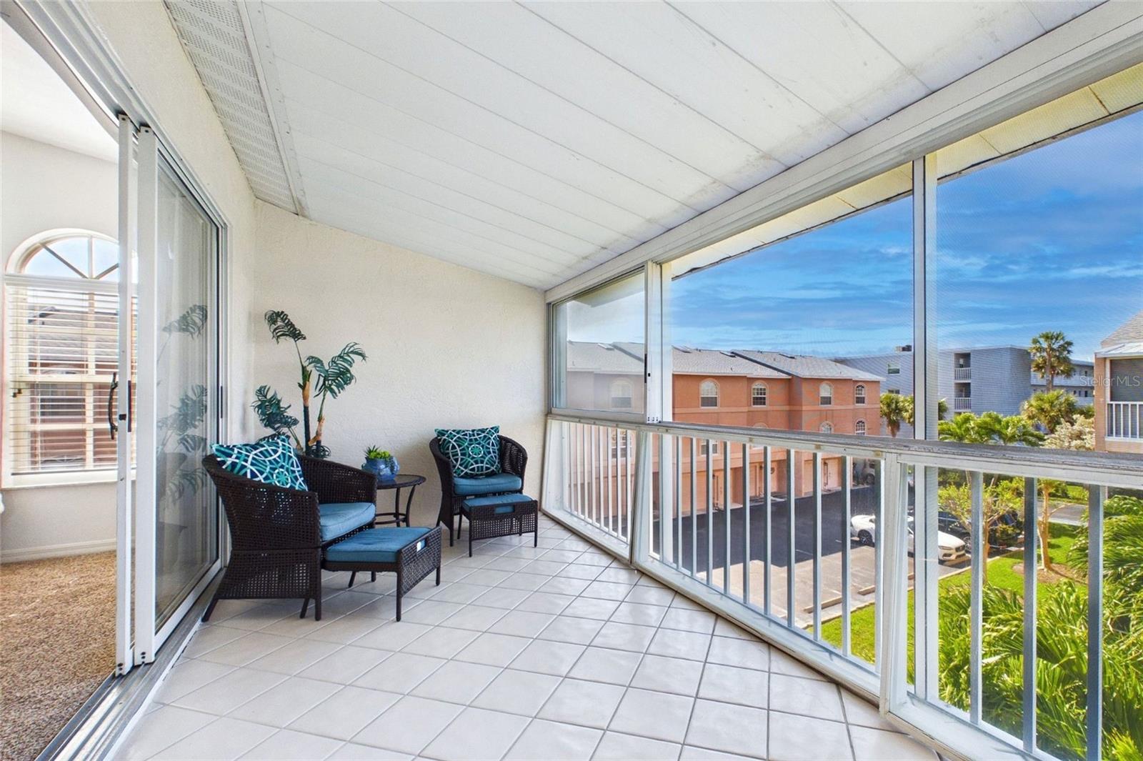 PALM ISLAND TWNHMS - Residential