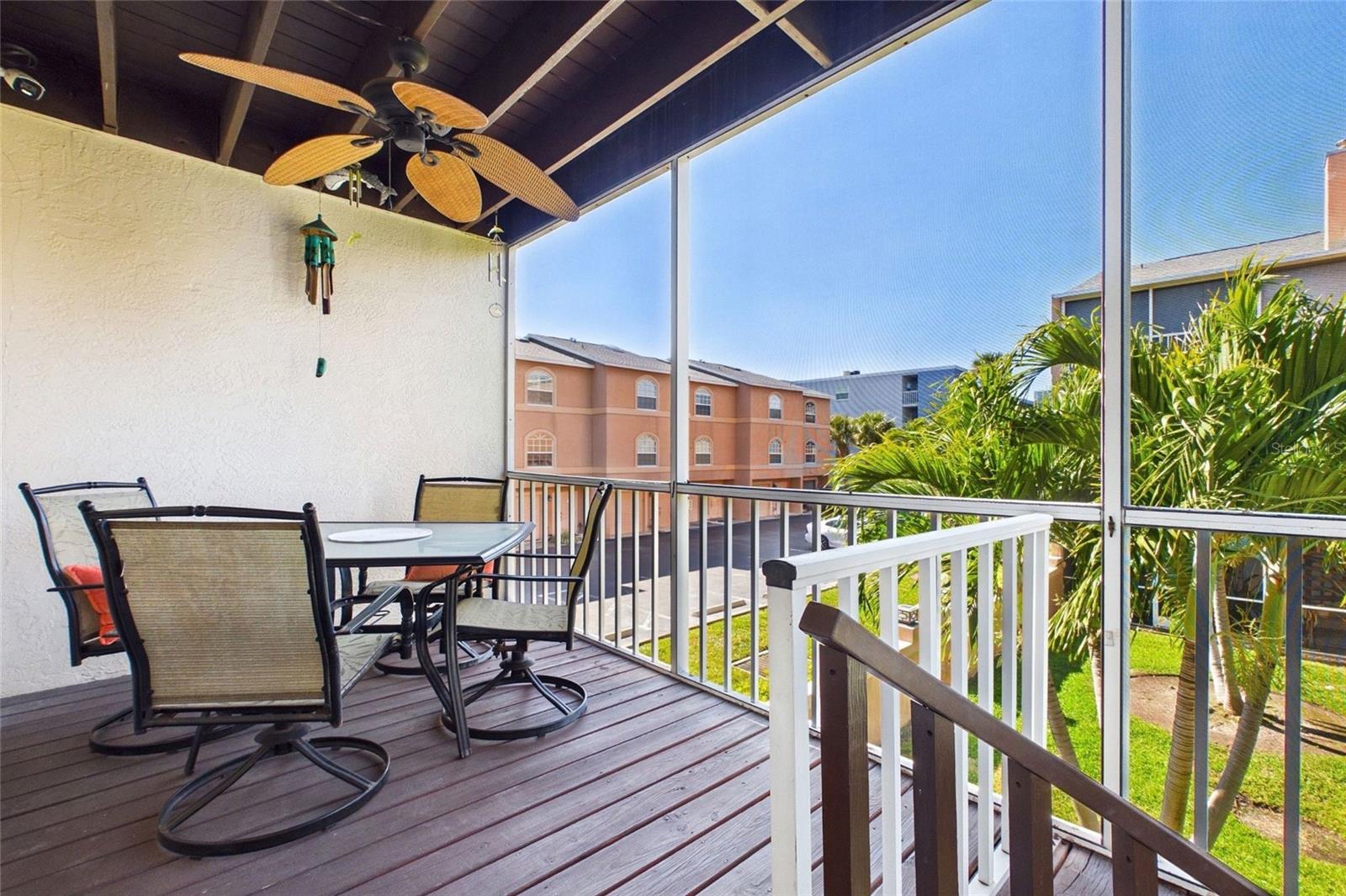 PALM ISLAND TWNHMS - Residential