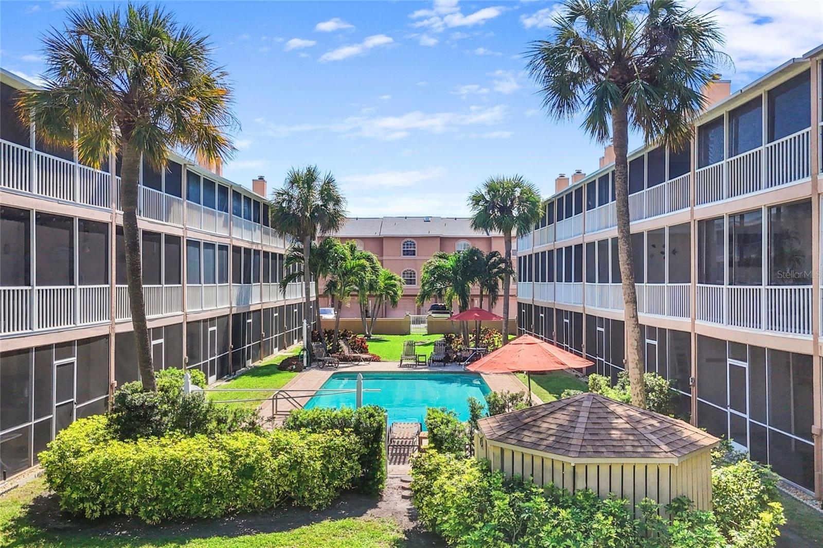 PALM ISLAND TWNHMS - Residential