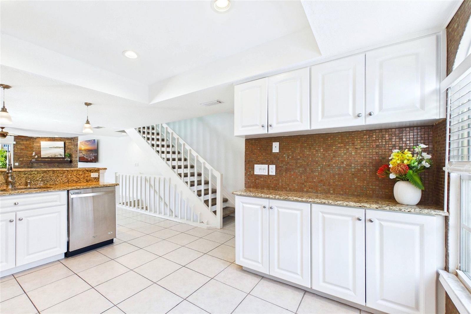 PALM ISLAND TWNHMS - Residential