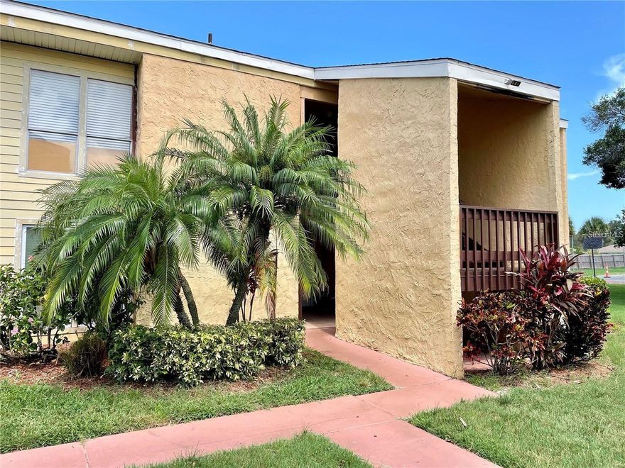 Enjoy Florida living in this affordable community only minutes from the famous Siesta Beach. This 2 bedroom 2 bathroom ground floor unit comes with a private fully fenced backyard. Windows are 6 years old, AC 2021, Roof 2022, the whole unit has tile flooring and granite counter tops. Furnishing is optional. Enjoy access to amenities such as swimming pool, tennis courts, fenced doggie park, BBQ grill and fitness center. The monthly fee includes: water, sewer, building insurance and outside maintenance including the roof and grounds . Minutes from the famous Siesta Beach, and minutes from shopping, dining, entertainment and the highway.