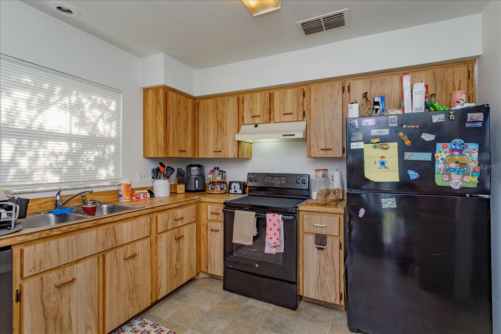 VALENCIA GARDENS SEC 04 - Residential