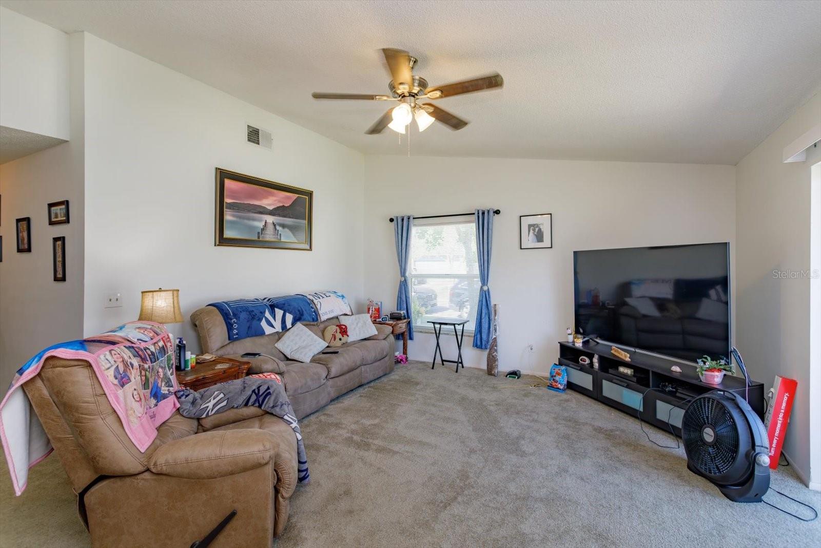 VALENCIA GARDENS SEC 04 - Residential