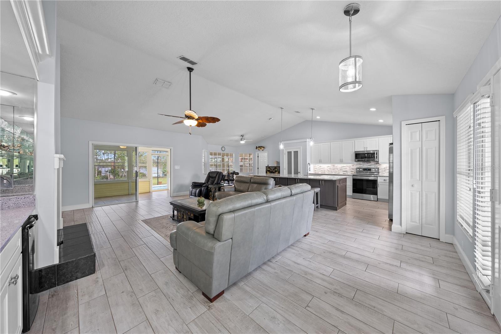 BAY LAKE RANCH UNIT 3 - Residential