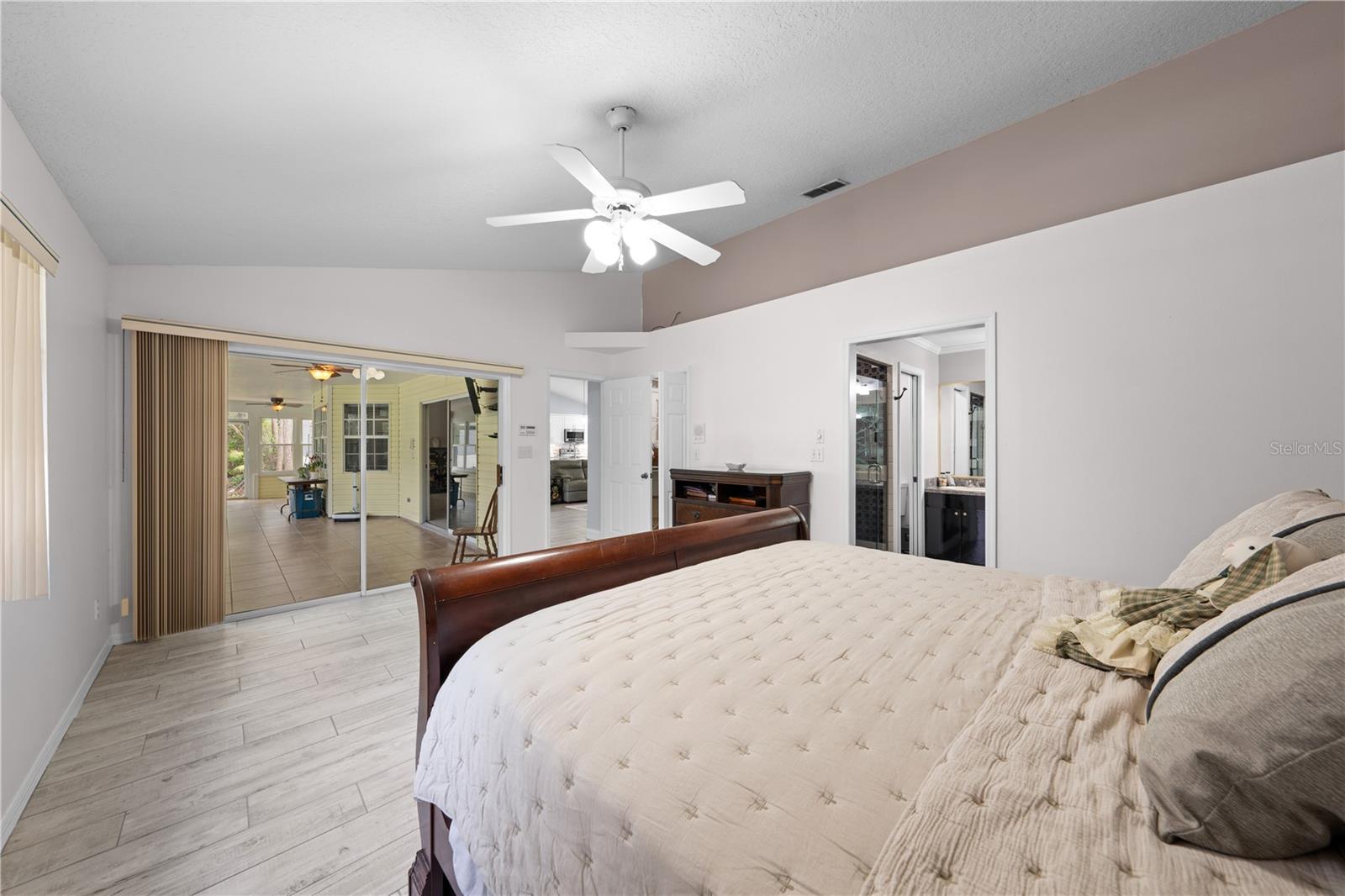 BAY LAKE RANCH UNIT 3 - Residential