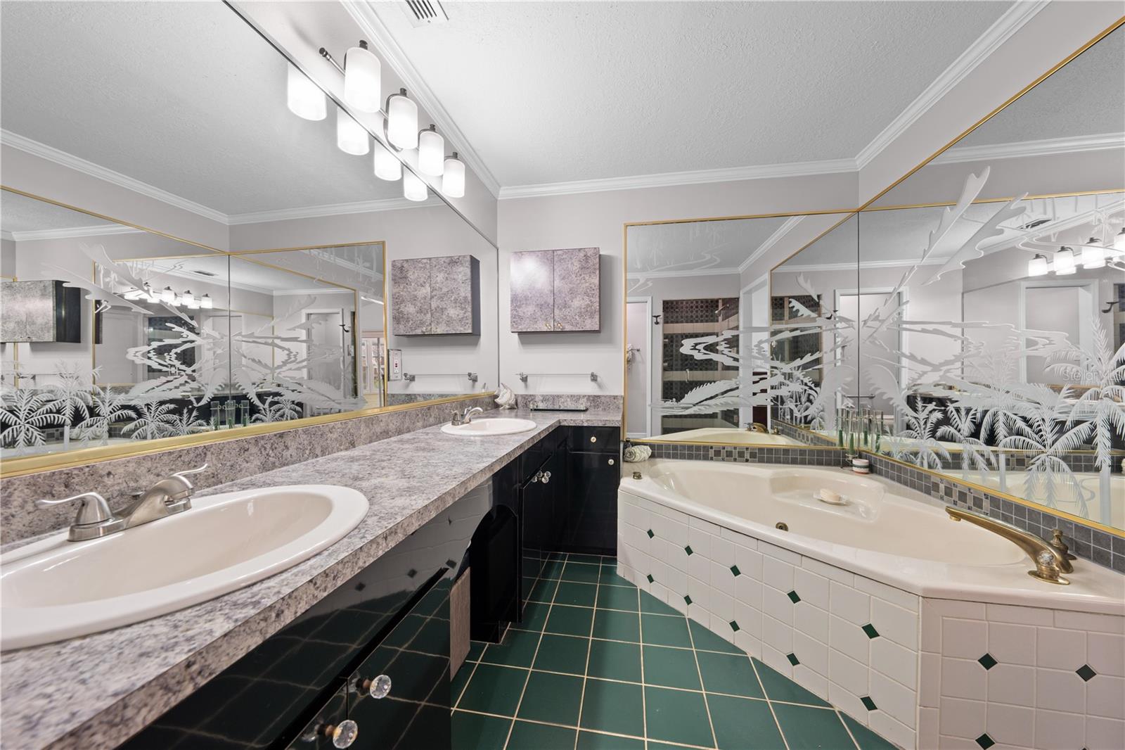 BAY LAKE RANCH UNIT 3 - Residential