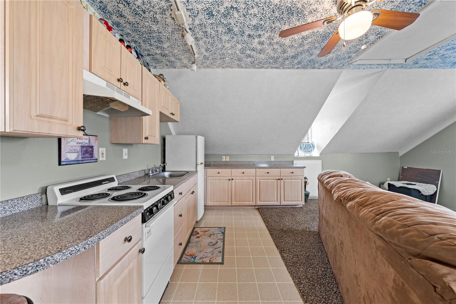 BAY LAKE RANCH UNIT 3 - Residential