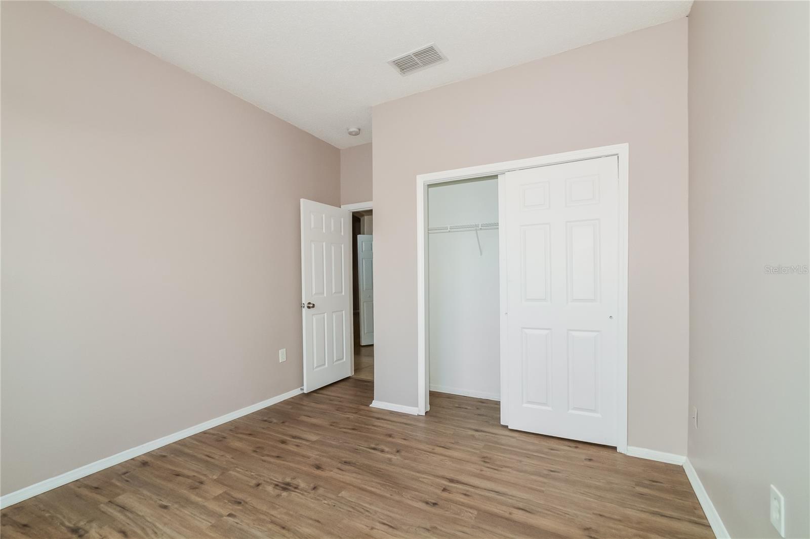 ISLEBROOK PH 01 - Residential