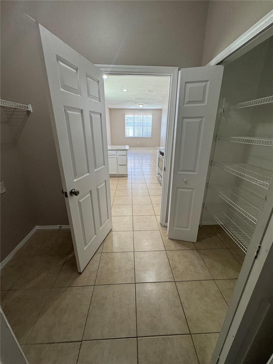 ISLEBROOK PH 01 - Residential