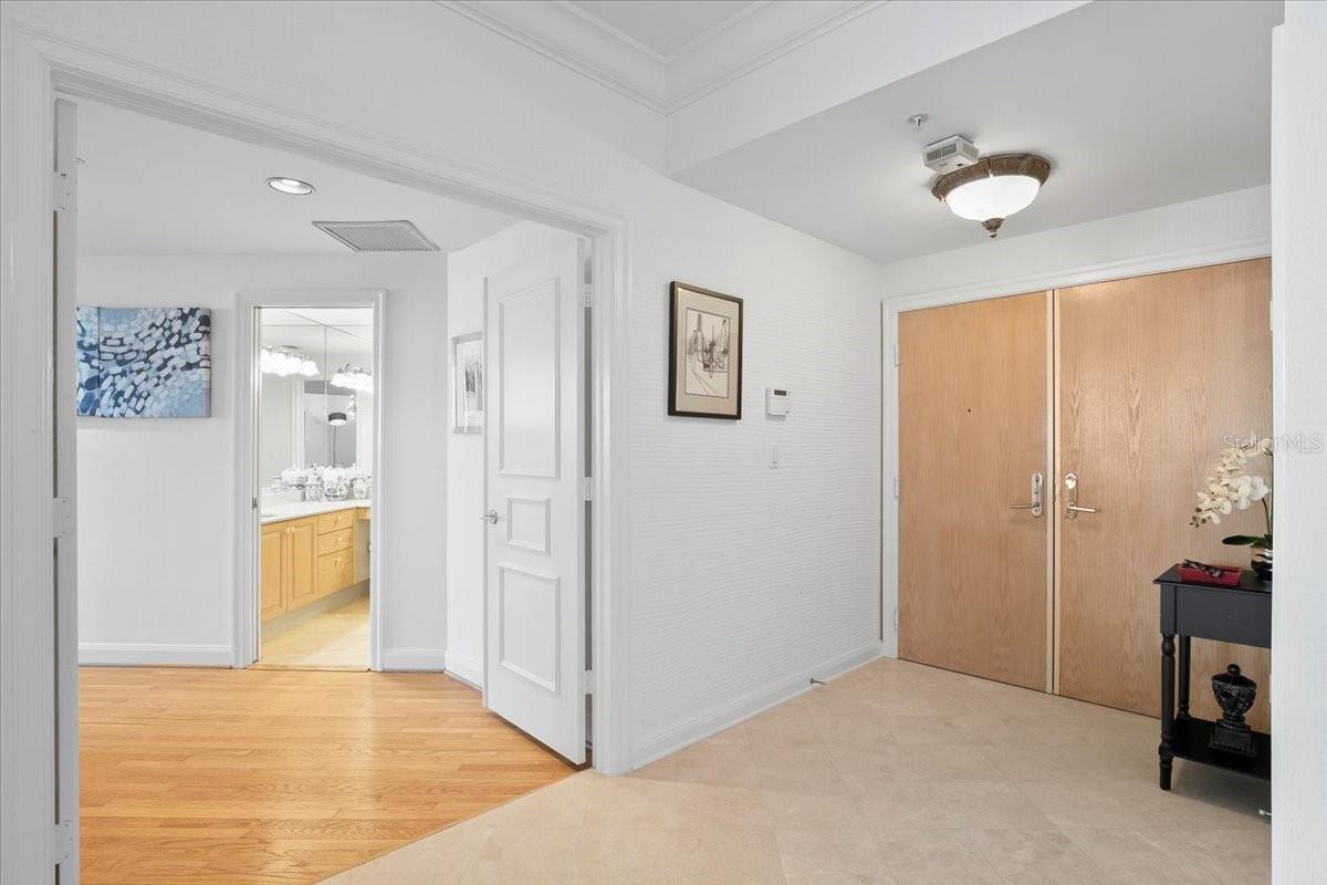 SANCTUARY IV - Residential Lease