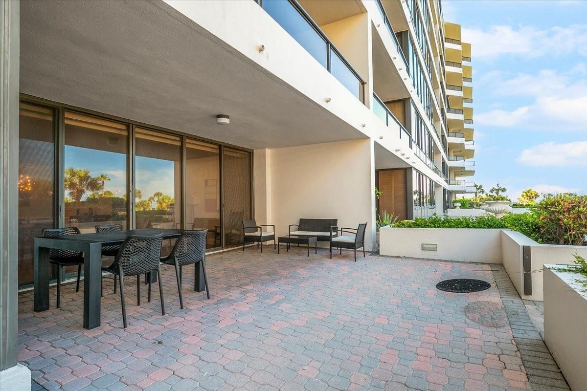 SANCTUARY IV - Residential Lease