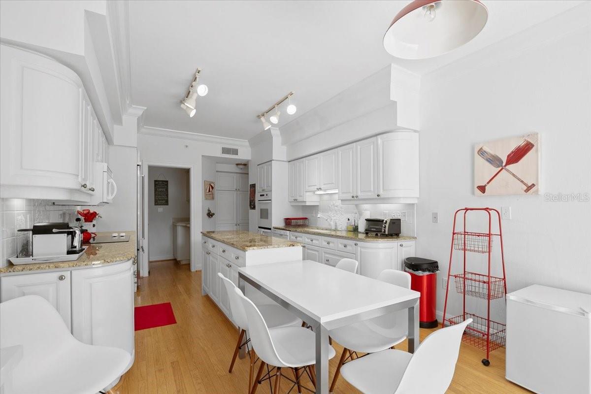 SANCTUARY IV - Residential Lease