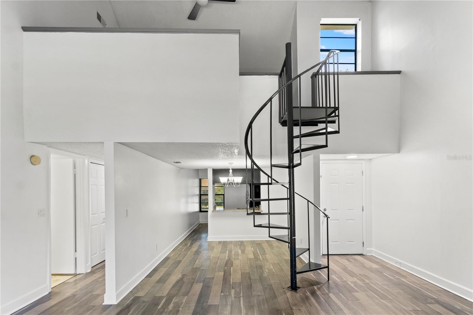 RIVER OAKS CONDO II - Residential