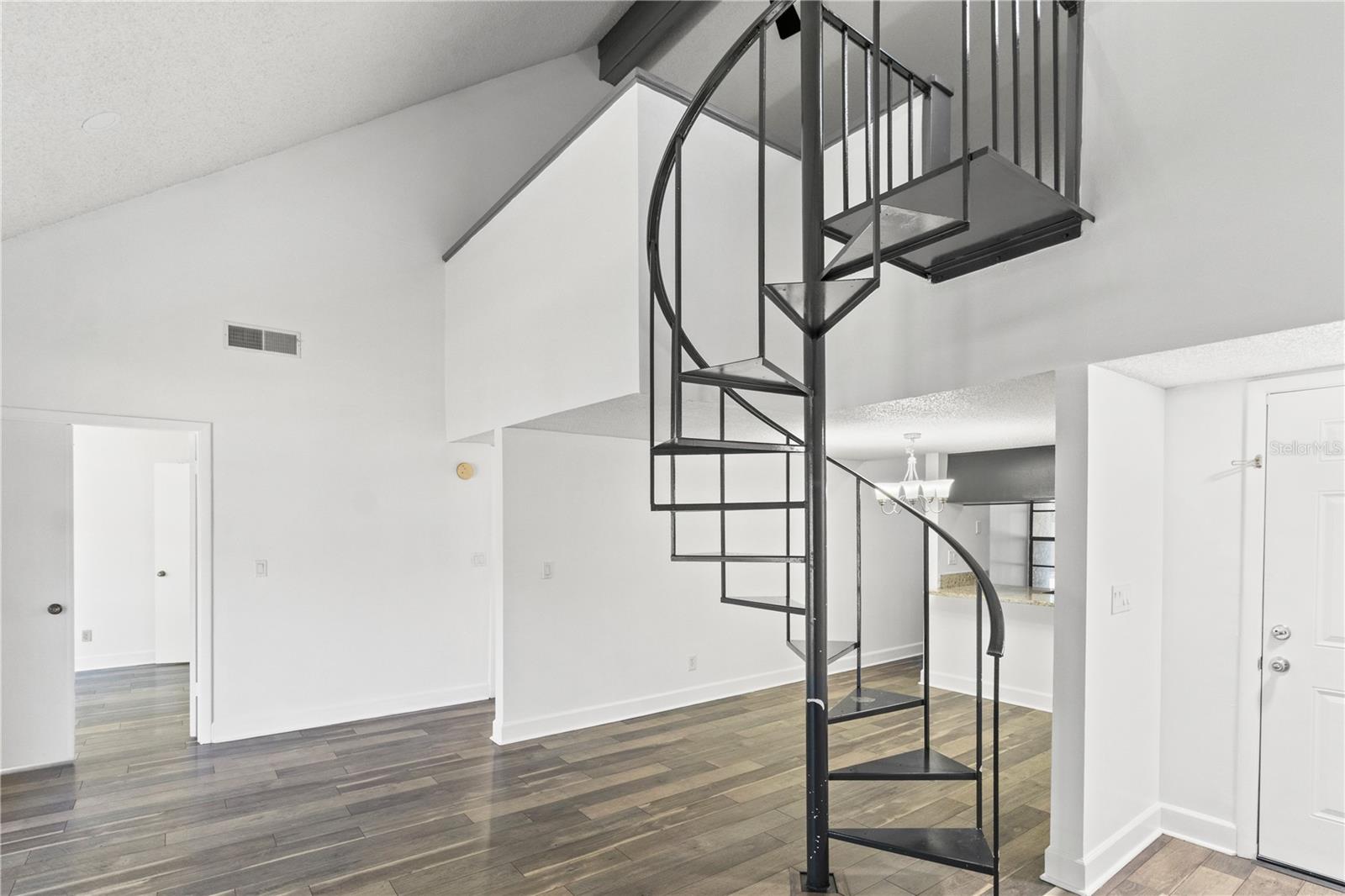 RIVER OAKS CONDO II - Residential