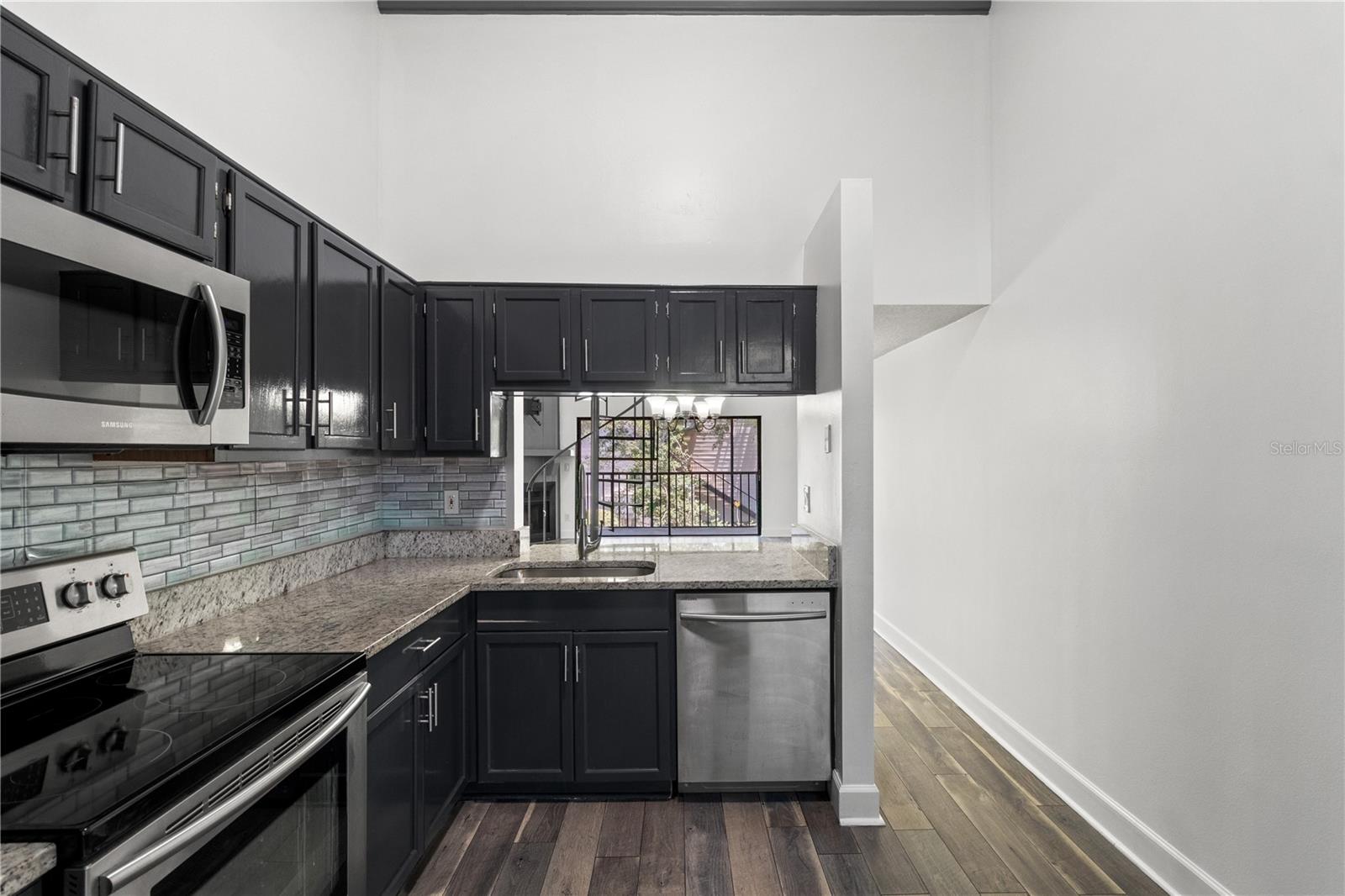 RIVER OAKS CONDO II - Residential