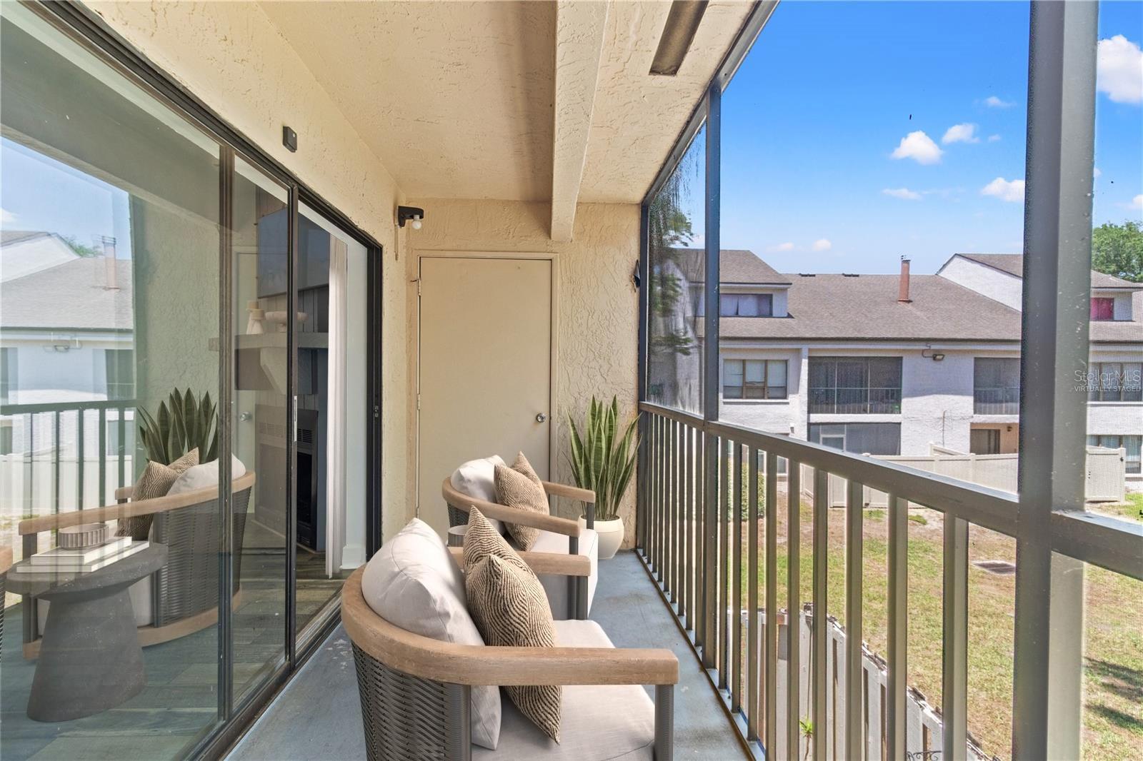 RIVER OAKS CONDO II - Residential