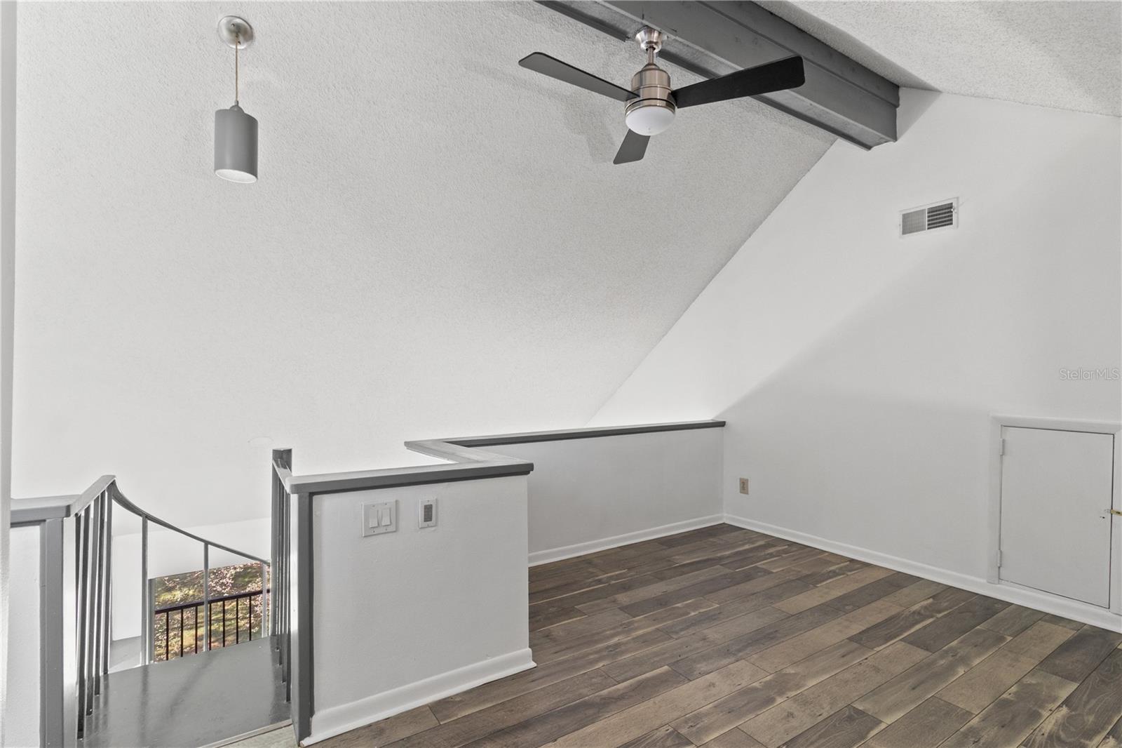 RIVER OAKS CONDO II - Residential
