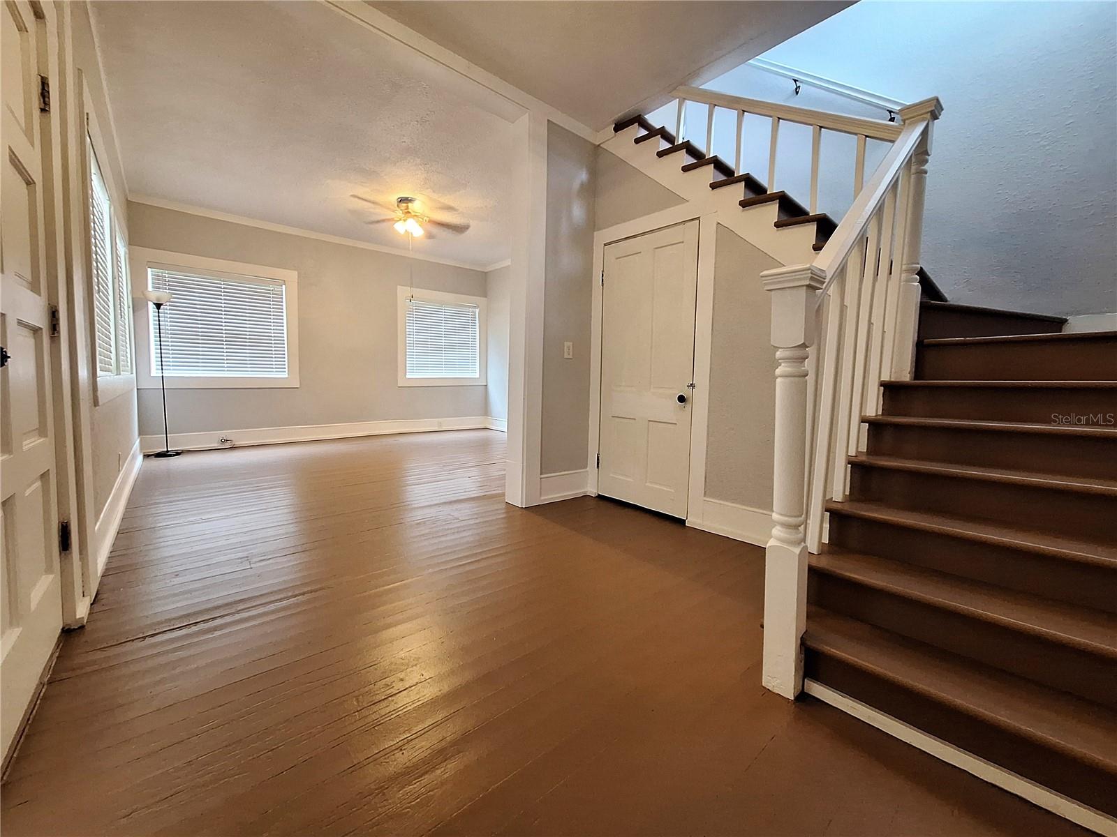 R E NOWLINS ADD - Residential