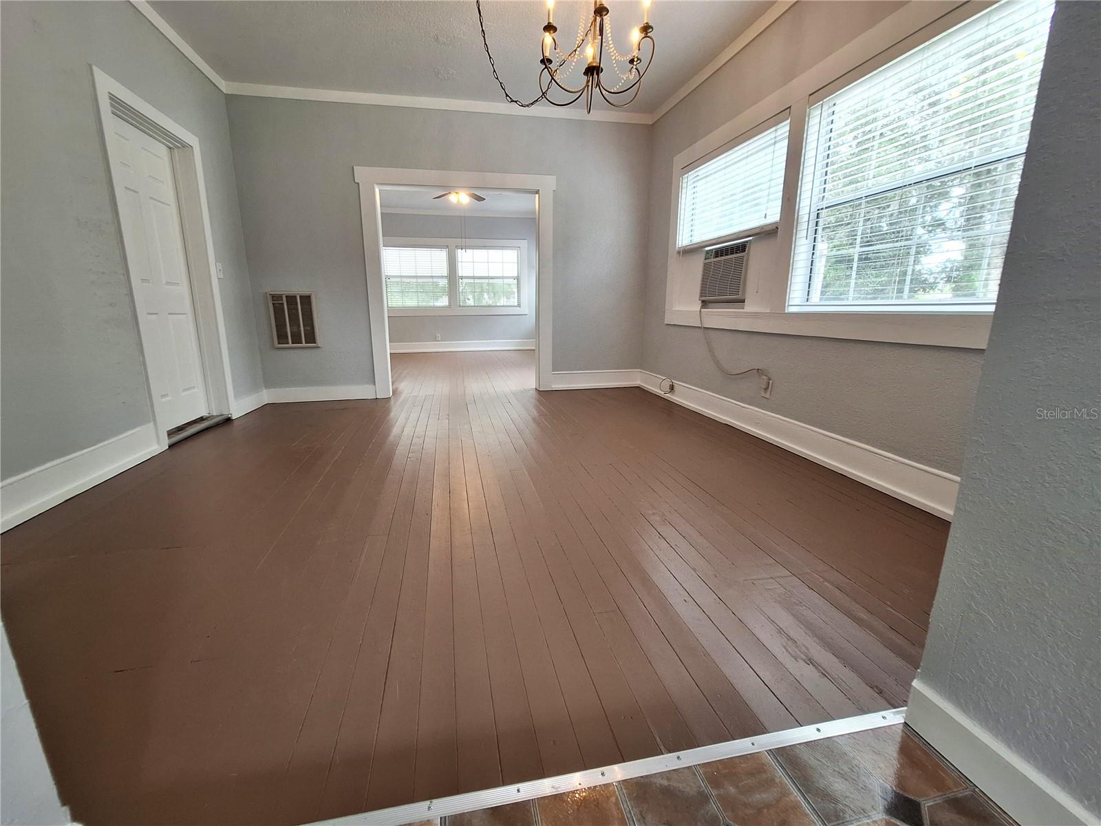 R E NOWLINS ADD - Residential