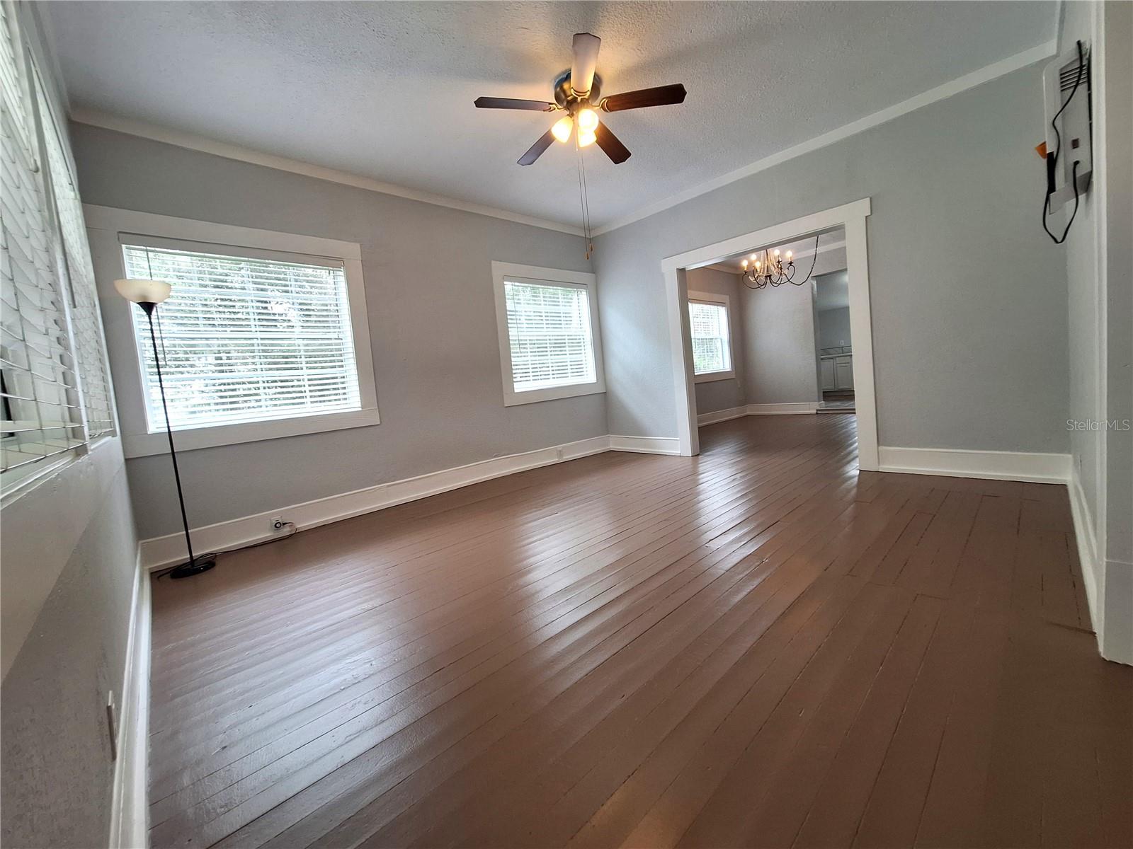 R E NOWLINS ADD - Residential