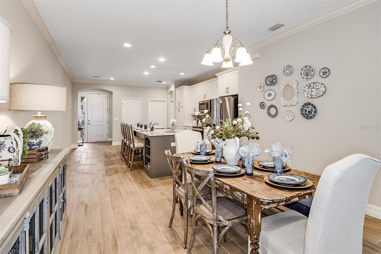 210 VILLA LUNA LANE