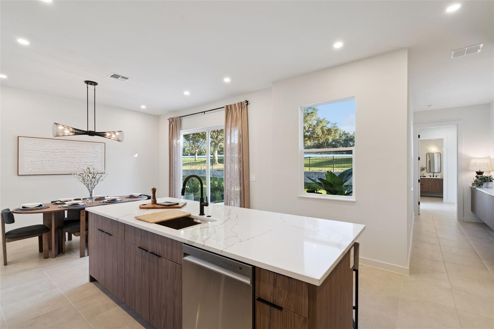 BOULEVARD OAKS OF LADY LAKE - Residential