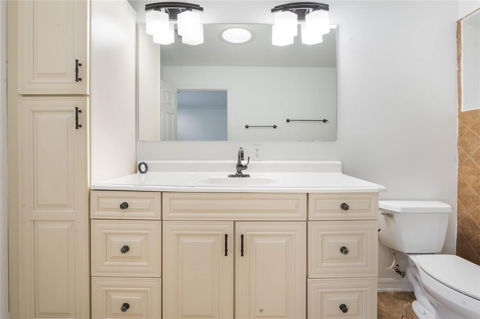 ROYAL OAK ESTATES FIFTH ADD - Residential